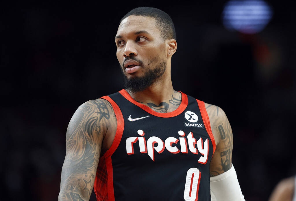 NBA: Άσχημα τα νέα για Λίλαρντ - Τα σενάρια για τη φετινή σεζόν (video)