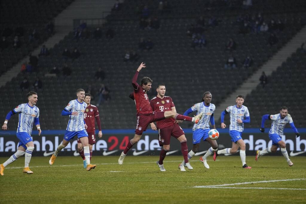 Bundesliga: Καταιγίδα η Μπάγερν και τεσσάρα στο Βερολίνο - Νίκη για τη Λειψία (video+photos)