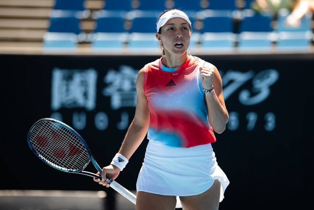 Australian Open: «Ανεμοστρόβιλοι» Κορνέ και Μπάρτι στους «8» (photos+videos)