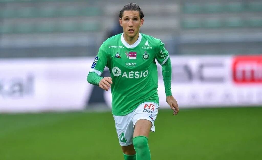 Ρέτσος: Οριστικά στη Βερόνα - Πέφτουν υπογραφές