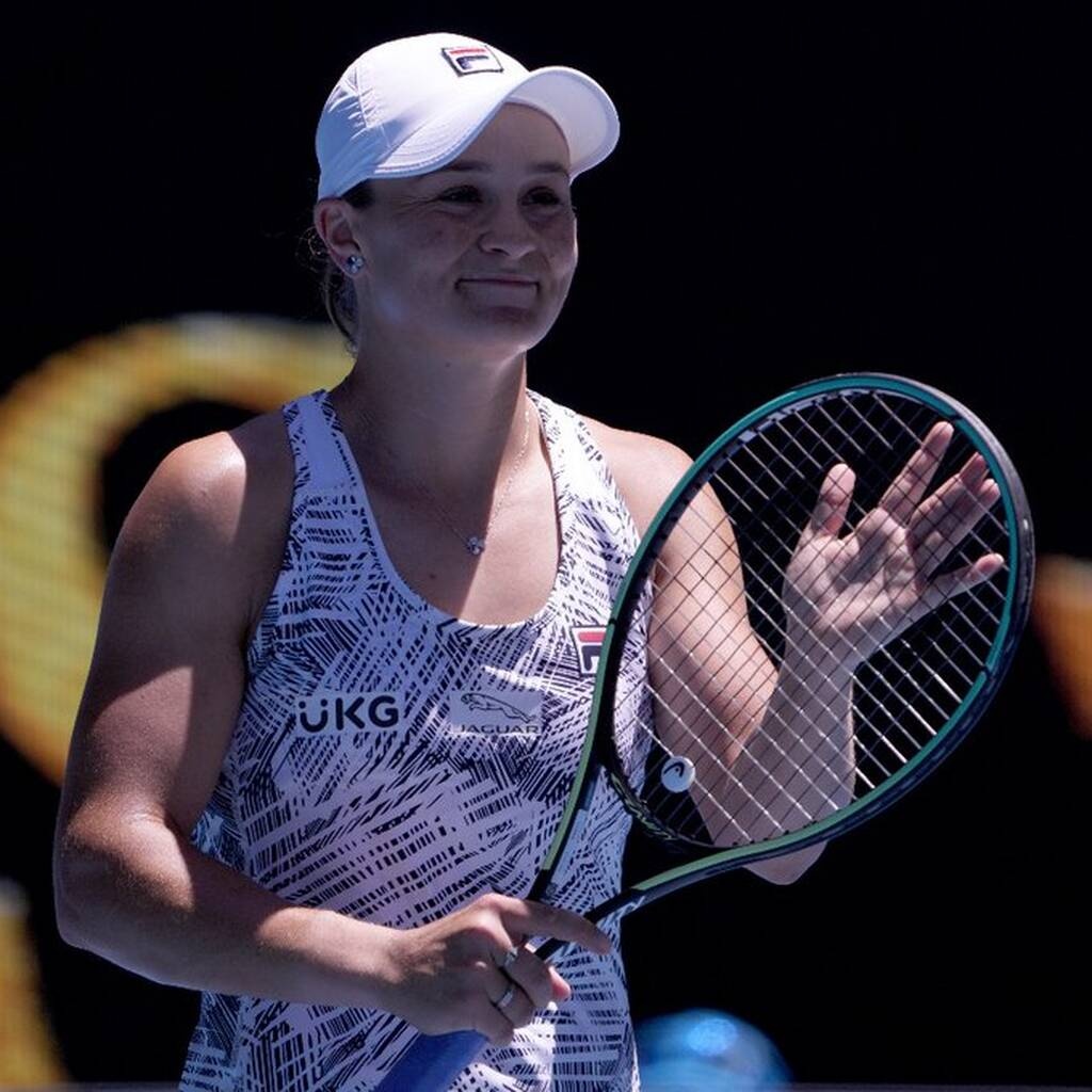 Australian Open: «Ανεμοστρόβιλοι» Κορνέ και Μπάρτι στους «8» (photos+videos)