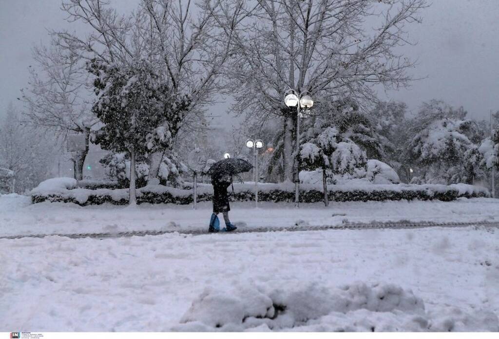 Κακοκαιρία «Ελπίδα»: Αυτό είναι το σπάνιο φαινόμενο που προκαλεί χιονόπτωση με αστραπές και βροντές