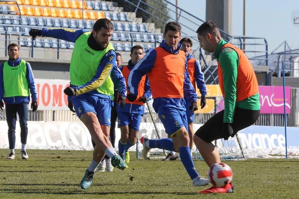 Αστέρας Τρίπολης: Προπόνηση στα… χιόνια – Χωρίς Κανελλόπουλο στη Λεωφόρο