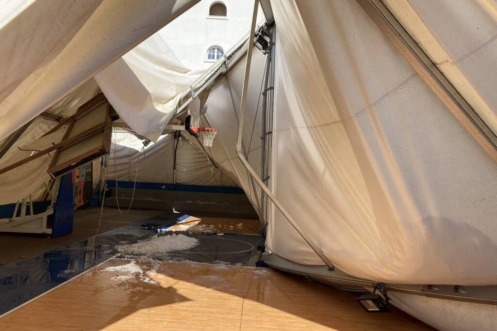 Πανιώνιος: Καταστράφηκε το γήπεδο μπάσκετ από την κακοκαιρία «Ελπίδα» (photos)