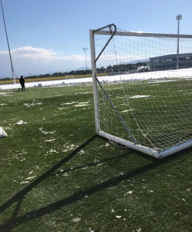 ΑΕΚ: Επιχείρηση... προπόνηση - «Μάχη» για τον καθαρισμό στα Σπάτα (photos)