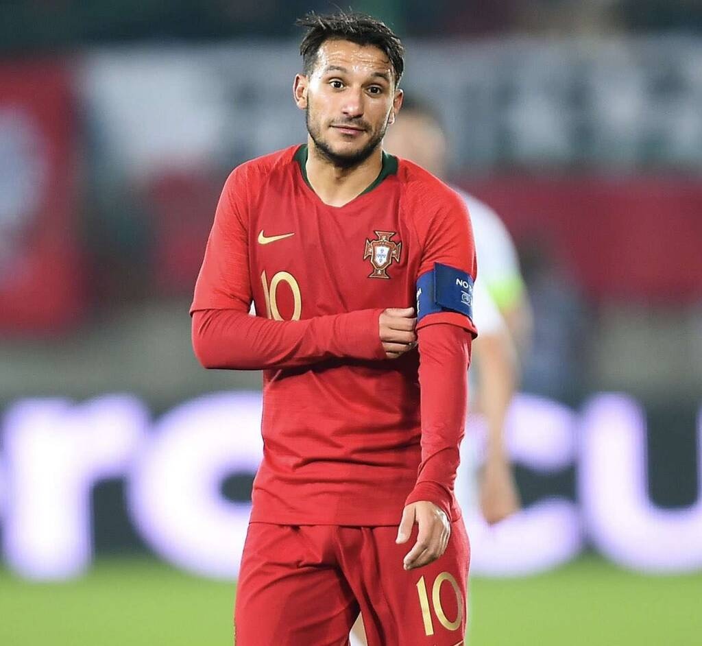 Ολυμπιακός: Αποκάλυψη της «Sun» - «Την Πέμπτη στην Αθήνα ο Καρβάλιο» (Photos)