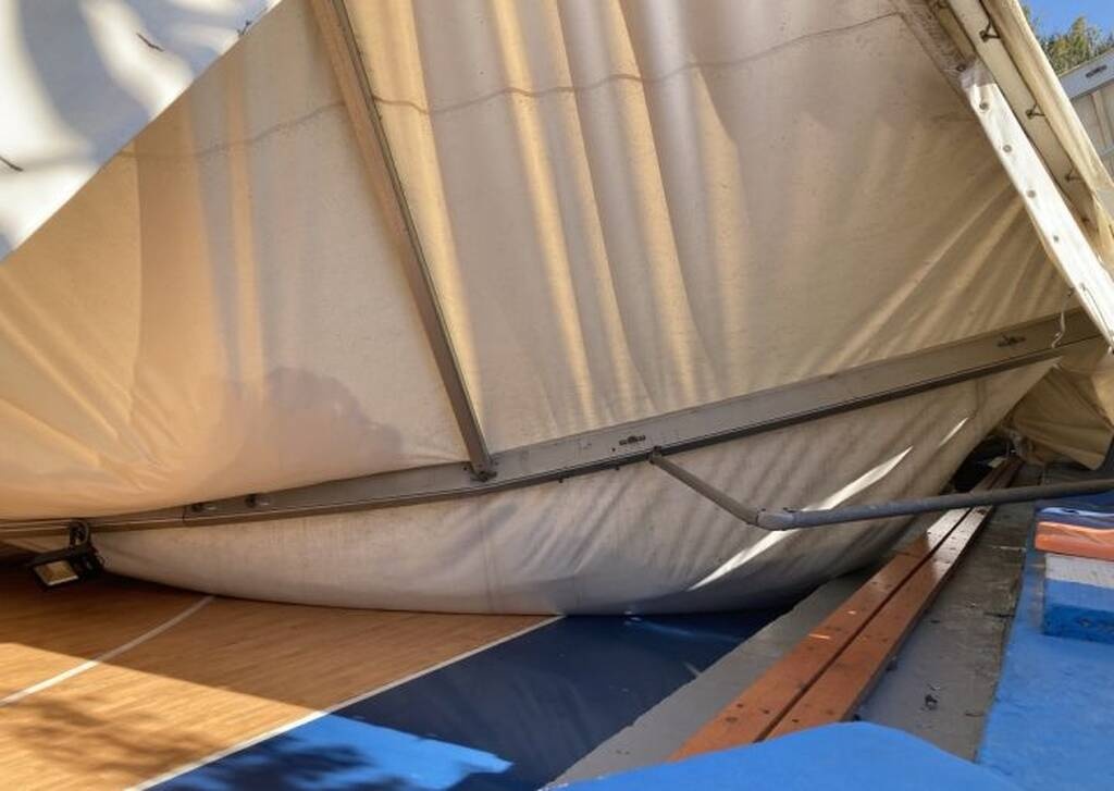 Πανιώνιος: Καταστράφηκε το γήπεδο μπάσκετ από την κακοκαιρία «Ελπίδα» (photos)