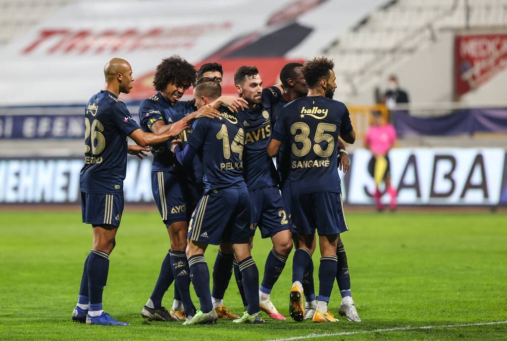 Ομάδα έκπληξη για Πέλκα – Κατέθεσε πρόταση δανεισμού στη Φενέρ