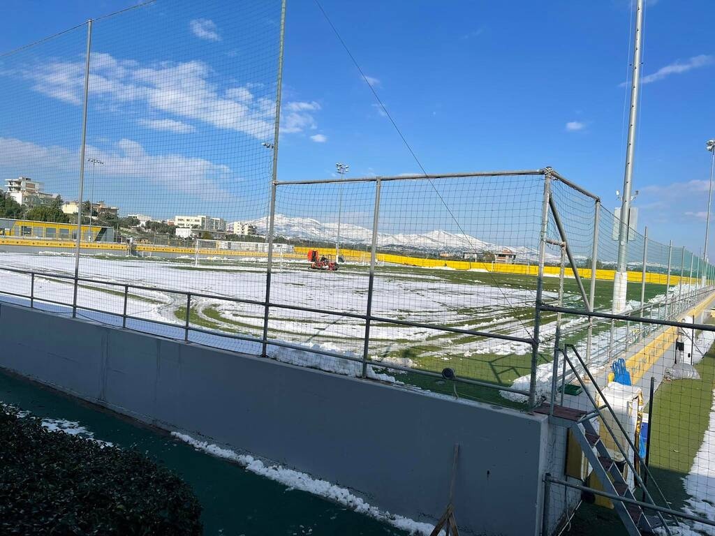 ΑΕΚ: Παραμένουν τα χιόνια στα Σπάτα - Τρέχουν για να παραδοθεί το γήπεδο (photos)