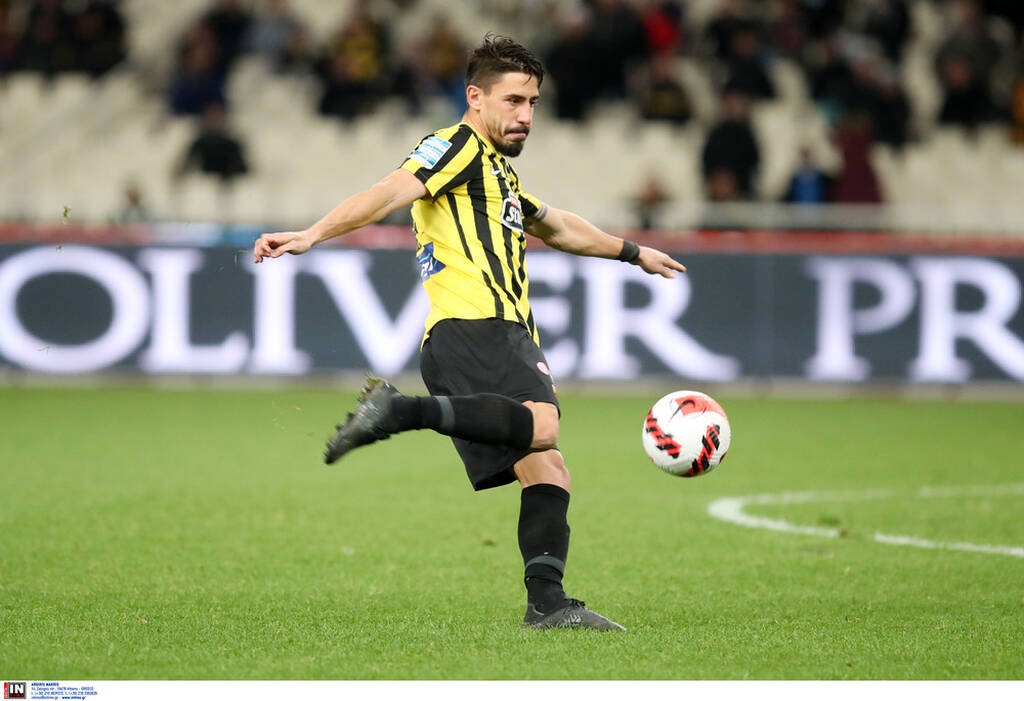 ΑΕΚ: Τουρκικές σειρήνες για Σιμόες