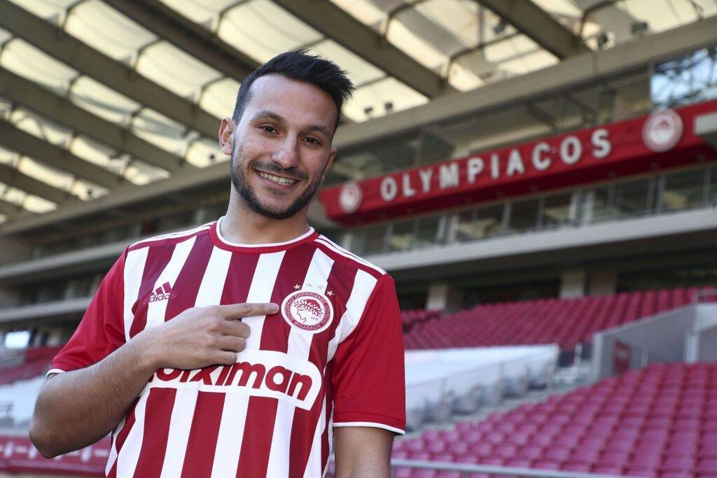 Ολυμπιακός: Στα ερυθρόλευκα ο Ζοάο Καρβάλιο (photos)