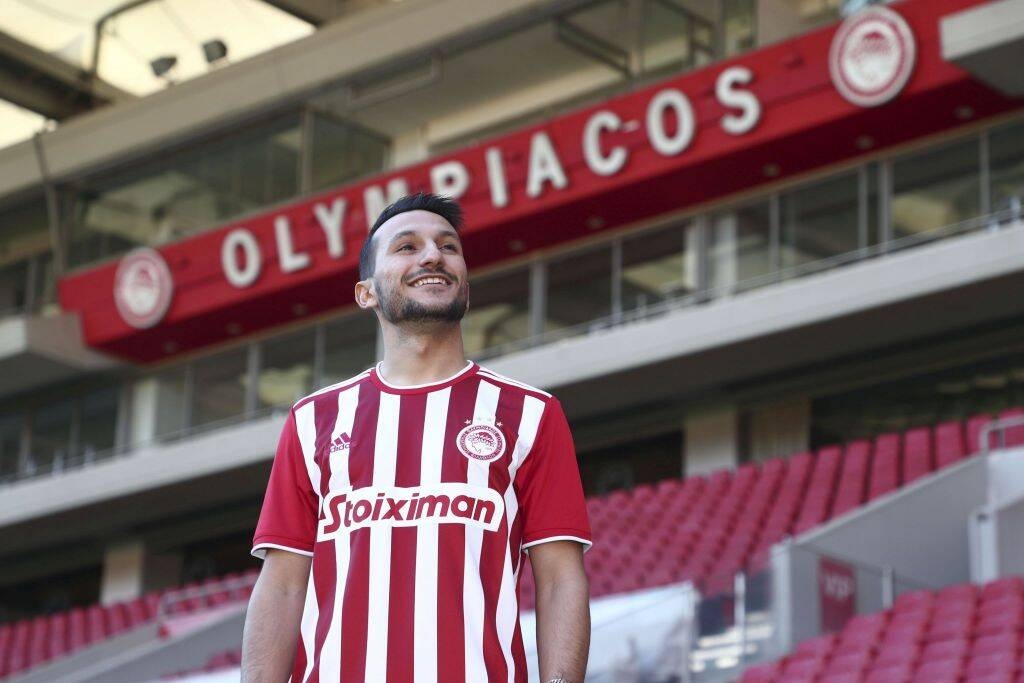 Ολυμπιακός: Στα ερυθρόλευκα ο Ζοάο Καρβάλιο (photos)