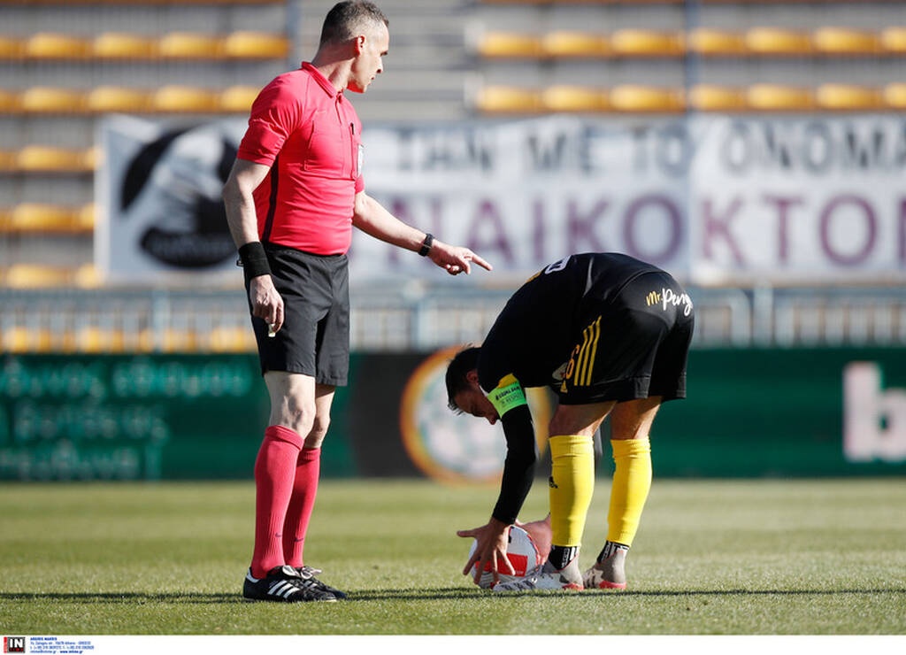 Παναιτωλικός-Άρης: «Βράζουν» οι Αγρινιώτες με Τζήλο - «Σταματήστε να τον ξεφτιλίζετε»