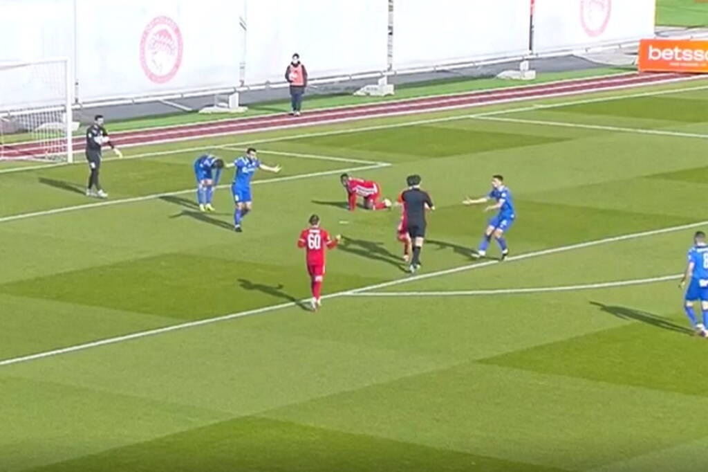 Super League 2: Έχασε πέναλτι ο Ολυμπιακός Β, «φωνάζει» η Νίκη Βόλου (video)