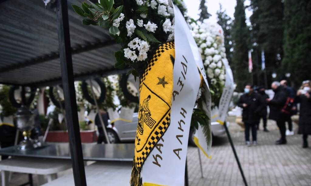 Το τελευταίο «αντίο» στον 19χρονο Άλκη (photos)