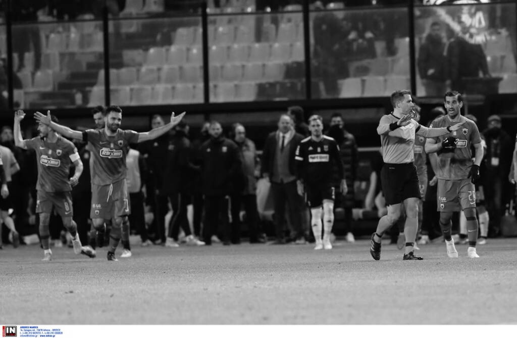 Άρης-ΑΕΚ: Το VΑR έσωσε το «φιάσκο» - Φωτογραφία «ντοκουμέντο» από τη φάση με τον Τζαβέλλα