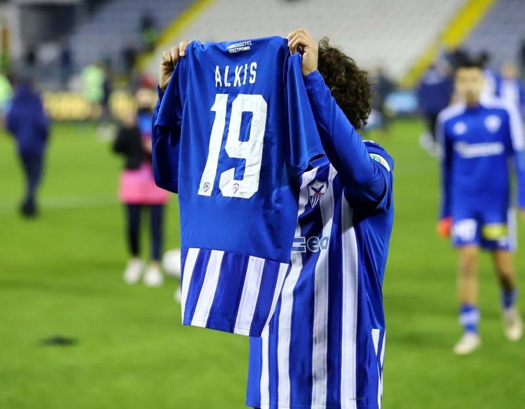 Συγκλόνισε ο Ουάρντα στην Ανόρθωση: Σήκωσε φανέλα για τον Άλκη (photos)