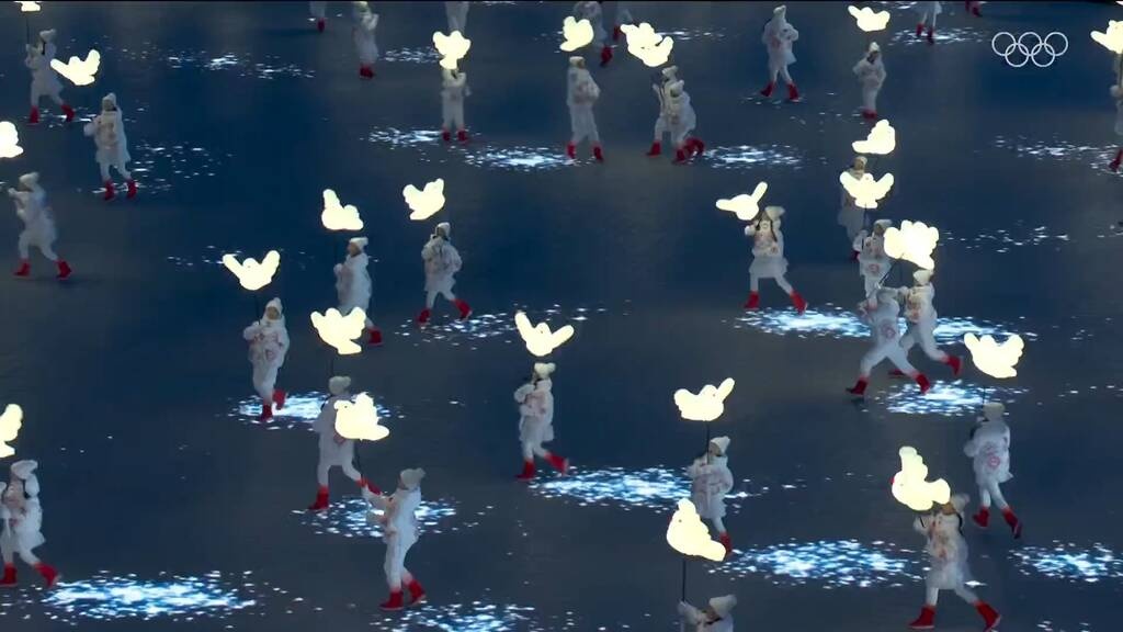 Χειμερινοί Ολυμπιακοί Αγώνες: «Άναψε» η Φλόγα και η... δράση στο χιόνι ξεκίνησε (photos+videos)