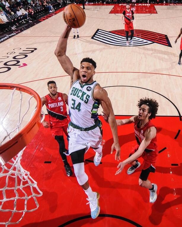 NBA: Περίπατος στο Πόρτλαντ για Μπακς με απίστευτο Αντετοκούνμπο (photos+video)