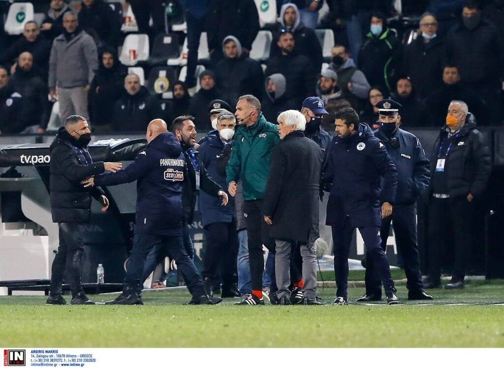 ΠΑΟΚ-Παναθηναϊκός: «Άναψαν τα αίματα» μεταξύ των πάγκων - Παρέμβαση της αστυνομίας (photos)