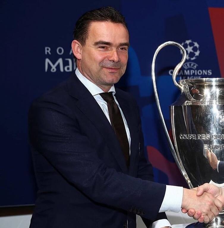 Άγιαξ: Τέλος ο Όφερμαρς έπειτα από παρενοχλήσεις σε υπαλλήλους