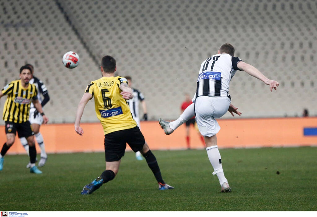 ΑΕΚ-ΠΑΟΚ: Επικοί πανηγυρισμοί - Ο Κούρτιτς εκτέλεσε και ο πάγκος εξερράγη! (video+photos)