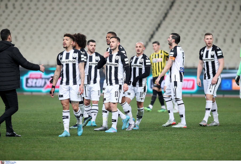 ΑΕΚ-ΠΑΟΚ: Επικοί πανηγυρισμοί - Ο Κούρτιτς εκτέλεσε και ο πάγκος εξερράγη! (video+photos)