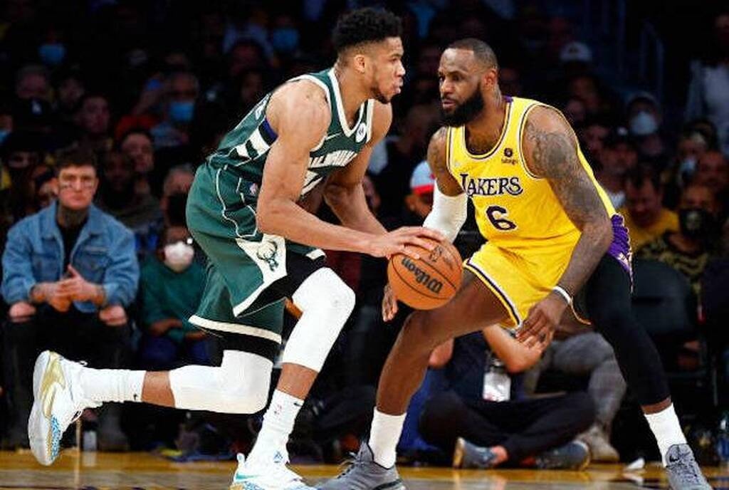 NBA: Ισοπέδωσαν τους Λέικερς οι Μπακς με απίθανο Γιάννη (photos+video)