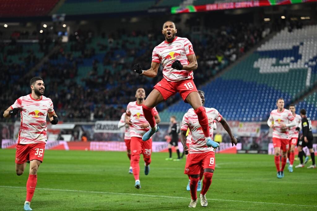 Bundesliga: Νίκη... Champions League η Λειψία