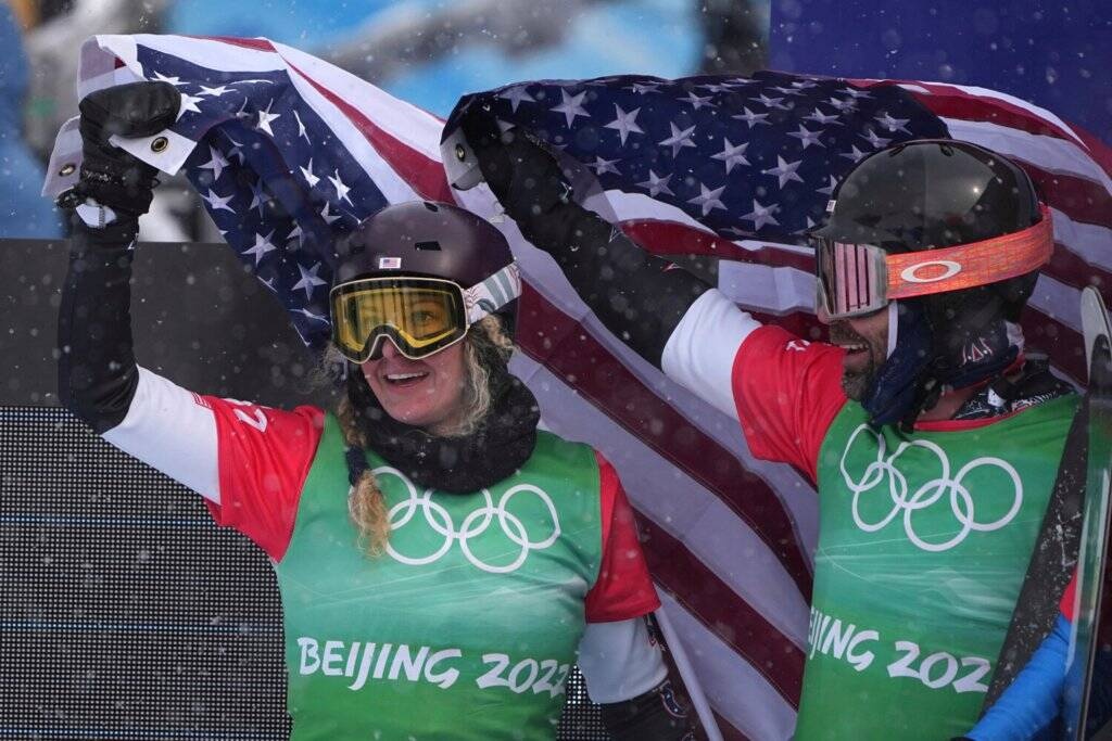 Χειμερινοί Ολυμπιακοί Αγώνες: Δεύτερο χρυσό στο Πεκίνο για την Λίντσεϊ Τζακομπέλις (photos+video)