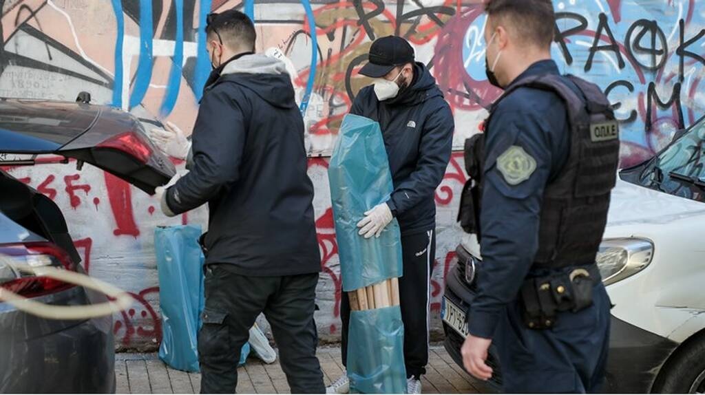 Συλλήψεις κατά τη διάρκεια ερευνών της ΕΛΑΣ σε συνδέσμους οπαδών στην Αττική