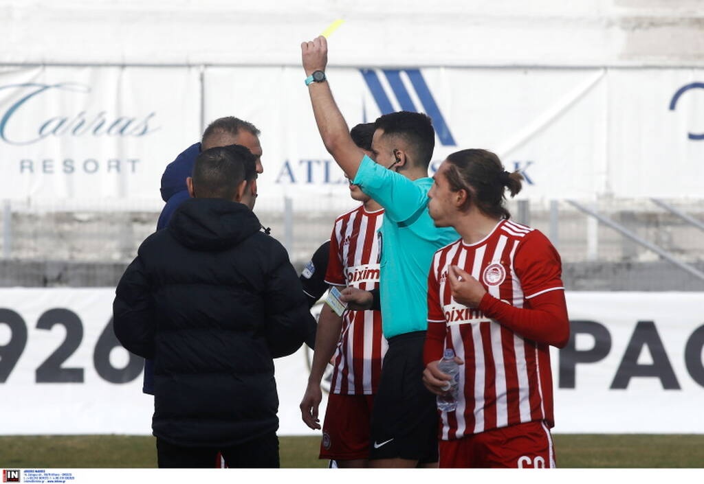 Super League 2: Ένταση στο ΠΑΟΚ Β-Ολυμπιακός Β - Χαμός με πάγκους και Ανατολάκη