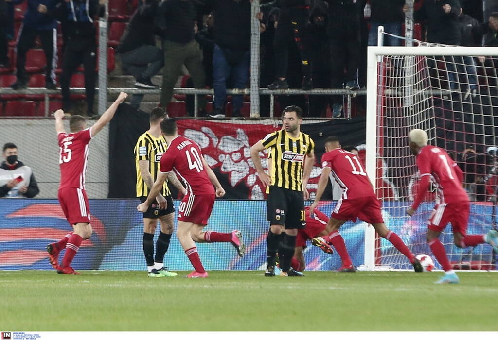 Ολυμπιακός-ΑΕΚ: Η φάση με το γκολ του Εμβιλά - Υποψία για χέρι του Μανωλά (video)