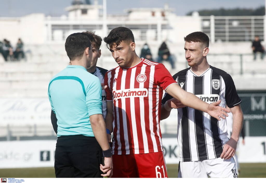Super League 2: Ένταση στο ΠΑΟΚ Β-Ολυμπιακός Β - Χαμός με πάγκους και Ανατολάκη