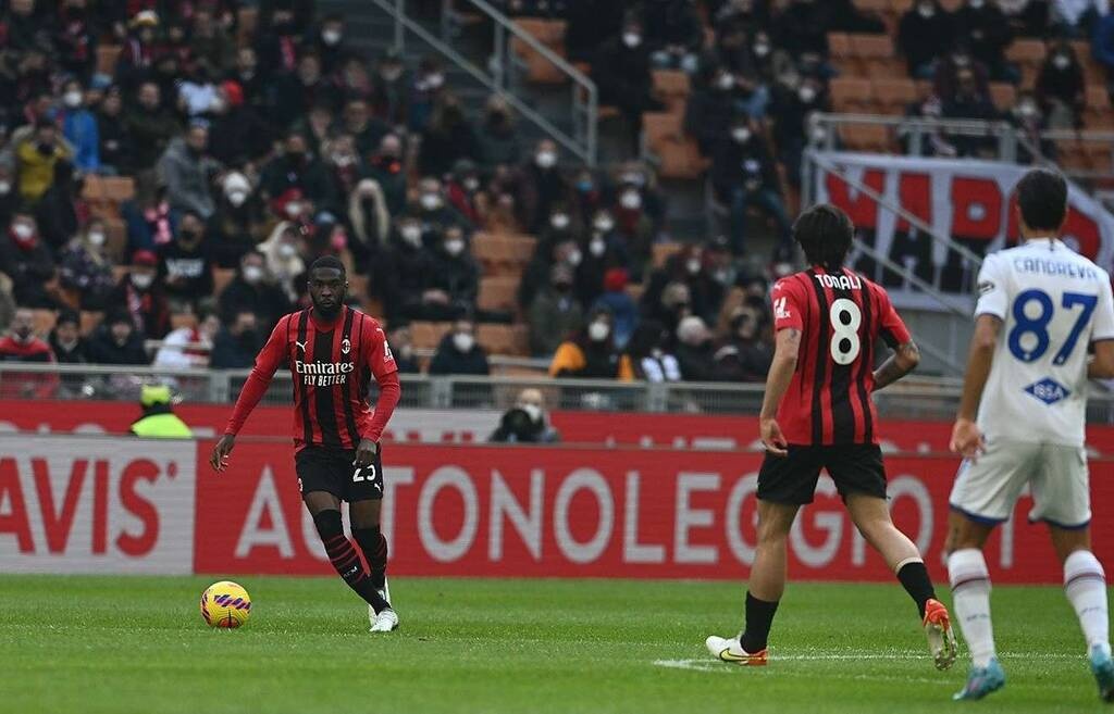 Serie A: Κυνικά στην κορυφή η Μίλαν! (Photos)