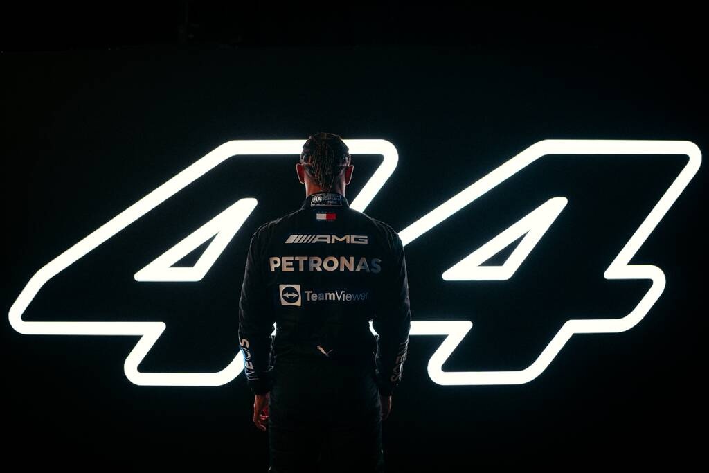 Formula 1: Οριστικό για Χάμιλτον! Το μήνυμα της Mercedes και η... κρυφή εμφάνισή του (photos)