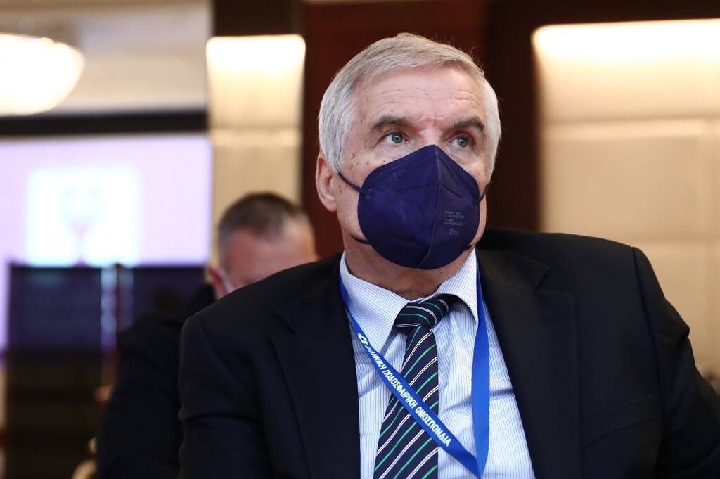 Δημητρίου: «Τέσσερις Έλληνες στην 11άδα»