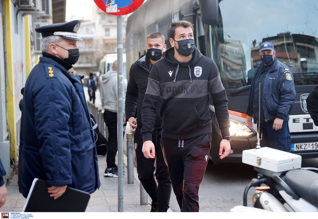 Άρης-ΠΑΟΚ: Η άφιξη του «Δικεφάλου» - Ισχυρή η αστυνομική δύναμη! (photos)
