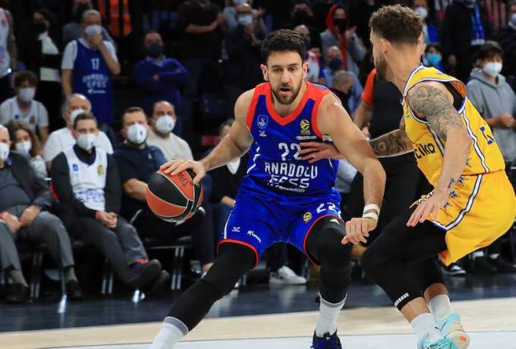 Αναντολού Εφές-Μακάμπι Τελ Αβίβ 109-77: Τη «διέλυσε» με τρίποντη «καταιγίδα» (photos)