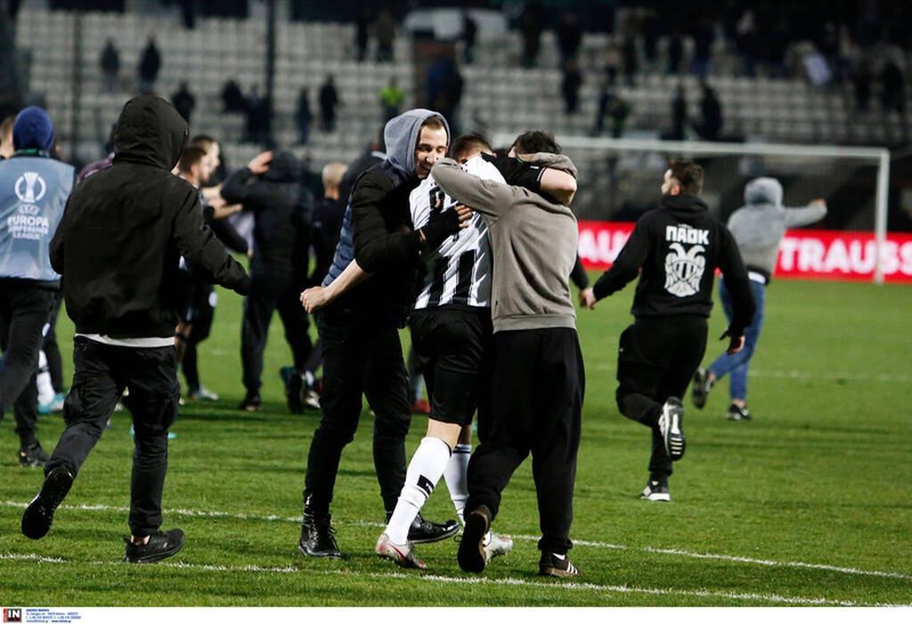 ΠΑΟΚ-Μίντιλαντ 2-1 (5-3 στα πεν): Τρέλα μετά το πέναλτι του Κούρτιτς - Μπούκαραν οι οπαδοί! (vid)