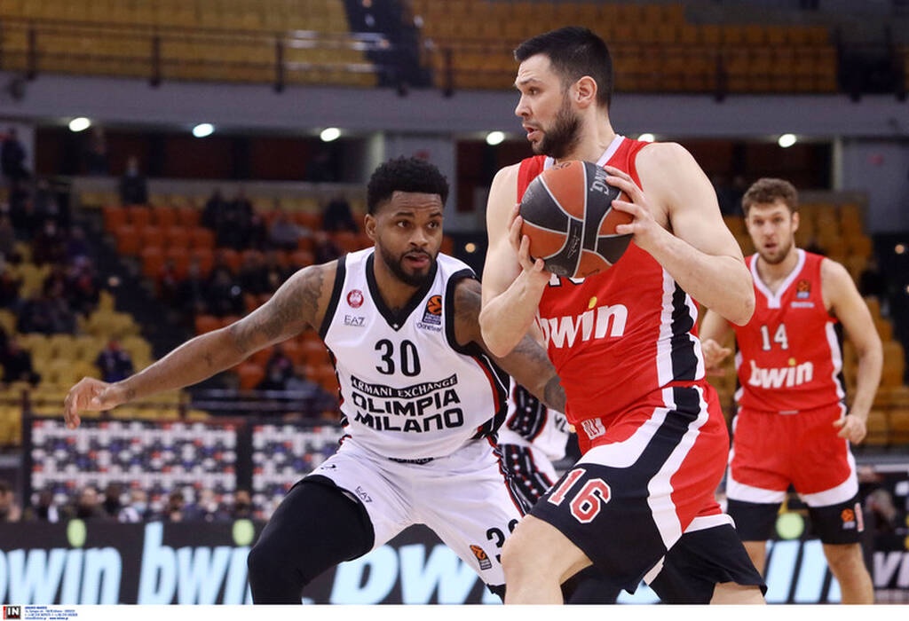 Ολυμπιακός-Αρμάνι Μιλάνο 67-58: Εκμεταλλεύτηκε «blackout» και «βολές» και πήρε το «ντέρμπι»