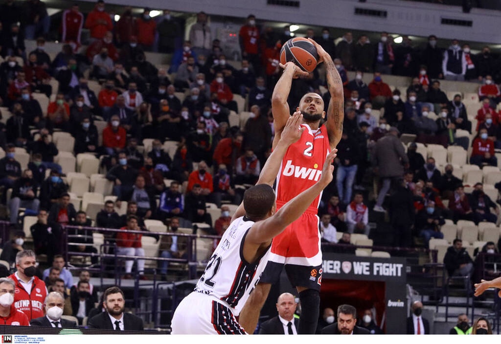 Ολυμπιακός-Αρμάνι Μιλάνο 67-58: Εκμεταλλεύτηκε «blackout» και «βολές» και πήρε το «ντέρμπι»