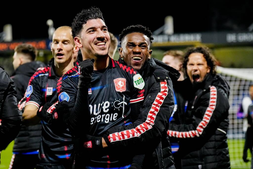 Eredivisie: Ο Λημνιός «ξέρανε» τη Βααλβάικ στο 90' (photos)