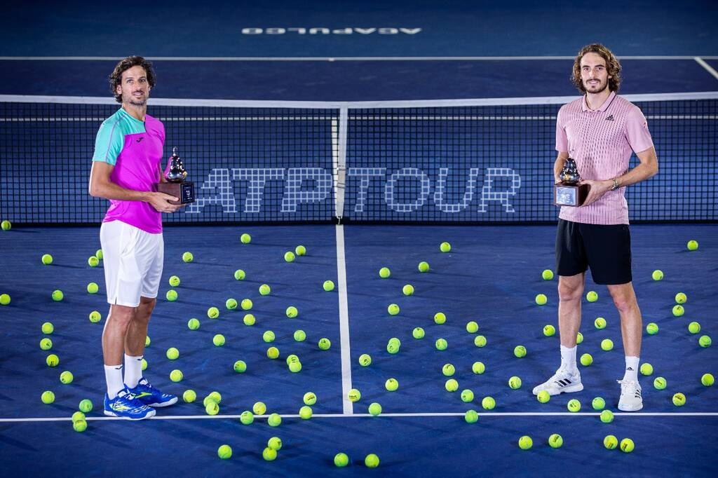 Τουρνουά του Ακαπούλκο: Πρωταθλητές με τα σομπρέρο οι Τσιτσιπάς και Λόπεθ (photos+videos)