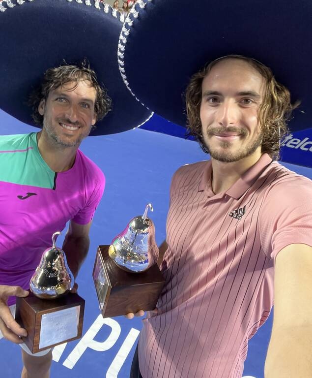 Τουρνουά του Ακαπούλκο: Πρωταθλητές με τα σομπρέρο οι Τσιτσιπάς και Λόπεθ (photos+videos)