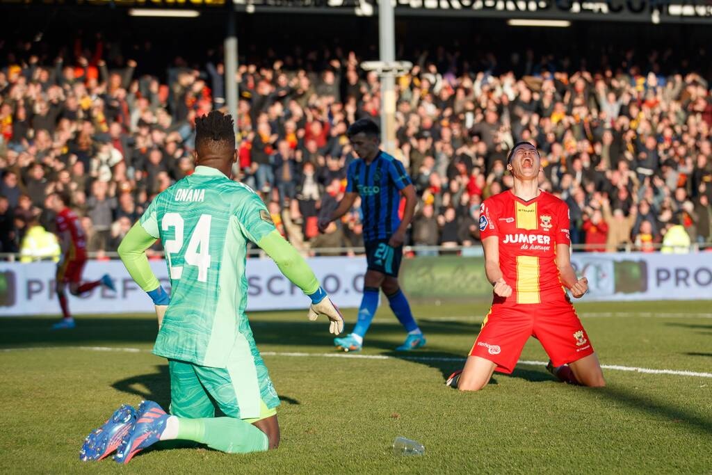 Eredivisie: Πατατράκ για Άγιαξ από την ομάδα του Μπότου – Νίκη για τον Δουβίκα (photos)