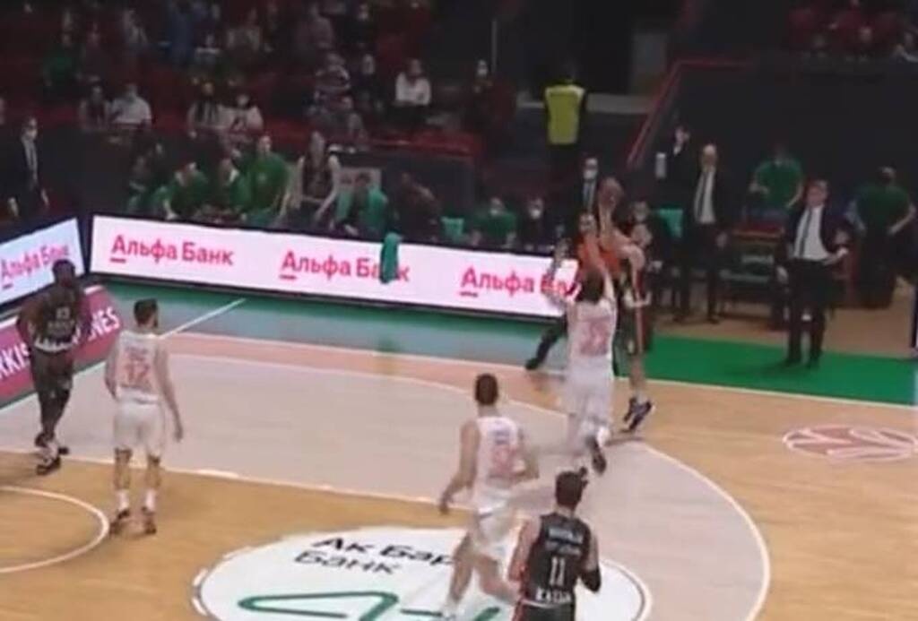 Πόλεμος στην Ουκρανία: Νέα αποχώρηση παίκτη από την Ούνικς - Φεύγει και ο Σπίσου