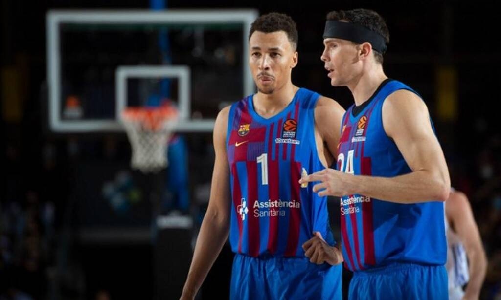 Μπαρτσελόνα: Ανανέωσε μέχρι το τέλος της σεζόν ο Έξουμ (photo)