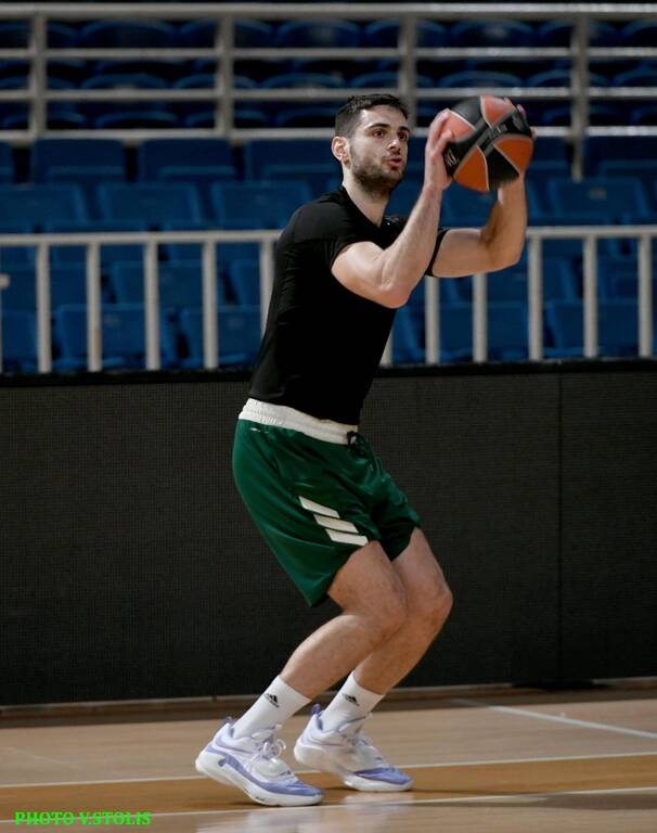 Παναθηναϊκός ΟΠΑΠ: Στο ΟΑΚΑ ο Παπαπέτρου, φορτσάρει για την επιστροφή του (photos)