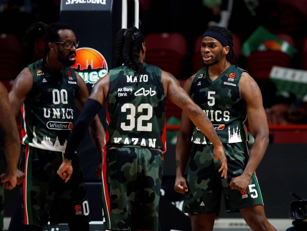 Πόλεμος στην Ουκρανία: Η πρώτη αποχώρηση από την Ούνικς Καζάν